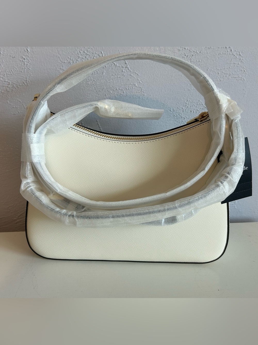 Margot Convertible Shoulder Bag & Small L-Zip Wallet in Meringue - Picture 3 of 4
